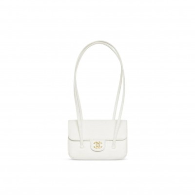 CHANEL CLUTCH WITH LEATHER STRAP AP5068  (17*11.5*5cm)